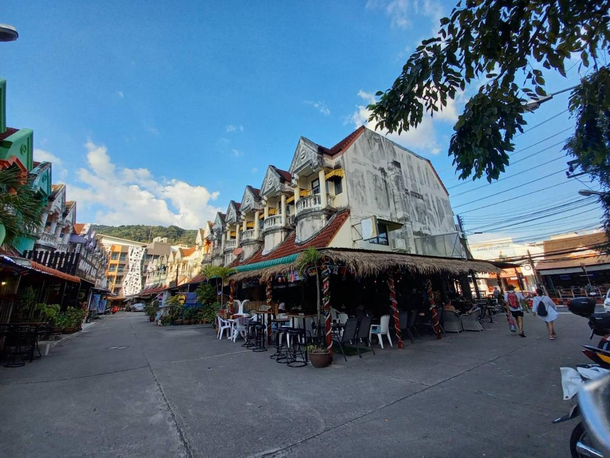 Andaman Place Guesthouse Patong ภายนอก รูปภาพ