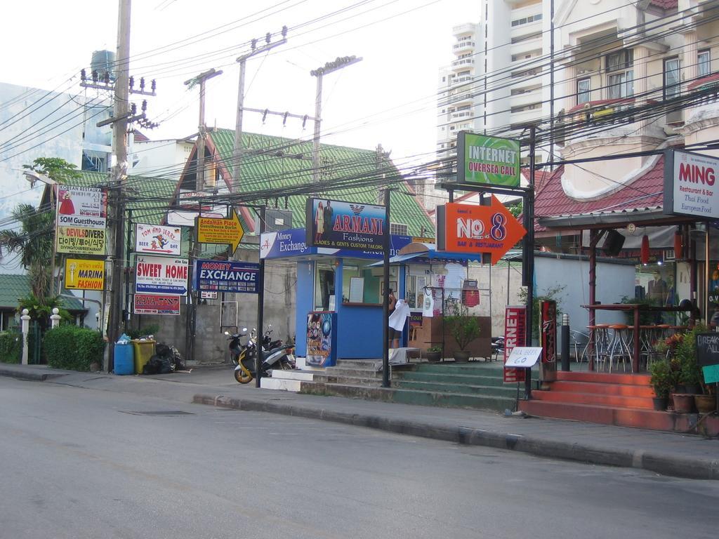 Andaman Place Guesthouse Patong ภายนอก รูปภาพ