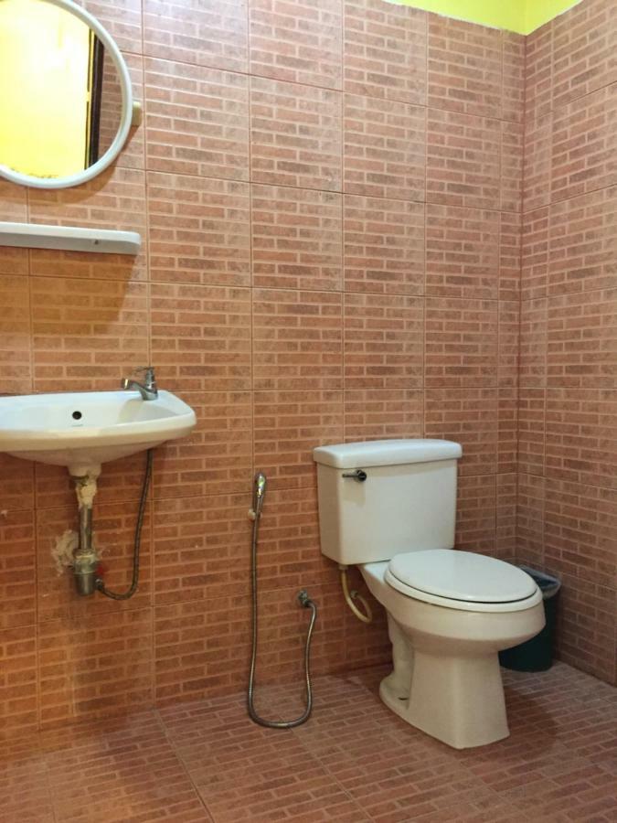 Andaman Place Guesthouse Patong ภายนอก รูปภาพ
